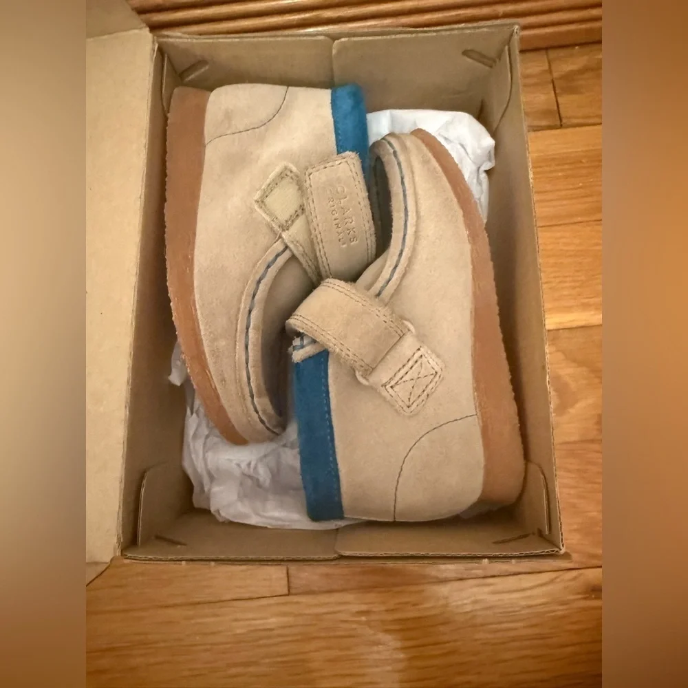 Clarks Originals Wallabee Boot Little Kids 7 Sand Combi EUC Tan Aqua
